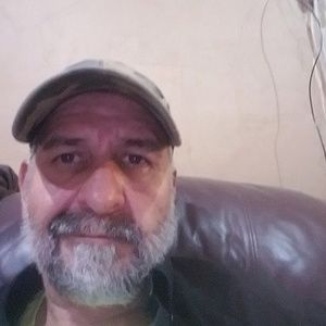 Meet your Posher, Charles